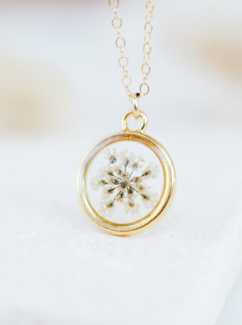 gold necklace resin necklace pressed flowers personalized Necklace minimalist necklace gift for mom eco resin botanical jewelry studio in Tel aviv jewelry Yaffo studio shop in Yaffo